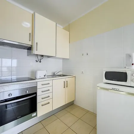 Turisticos Perola Da Rocha Ii