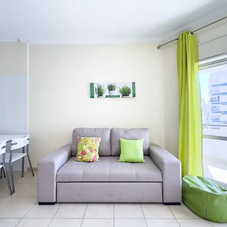 Turisticos Perola Da Rocha Ii