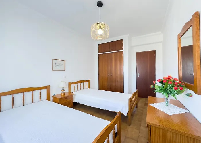 珍珠岩游客2号公寓 * 波尔蒂芒