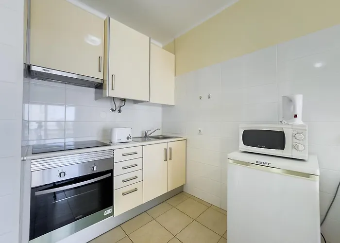 珍珠岩游客2号公寓